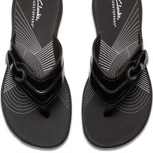 Clarks Women's Black Thong Sandals